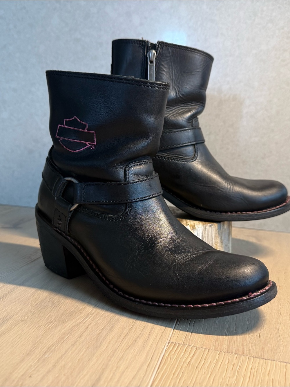 *Rare* Harley-Davidson Pink Label Collection Black Leather Women's Boots